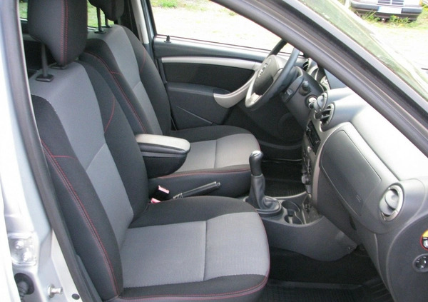 Dacia Duster cena 25900 przebieg: 142947, rok produkcji 2013 z Bytom Odrzański małe 631